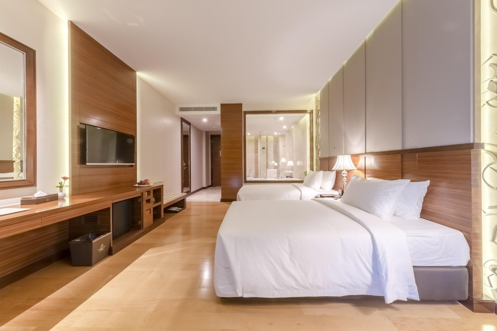 פנום פן Garden City Hotel מראה חיצוני תמונה