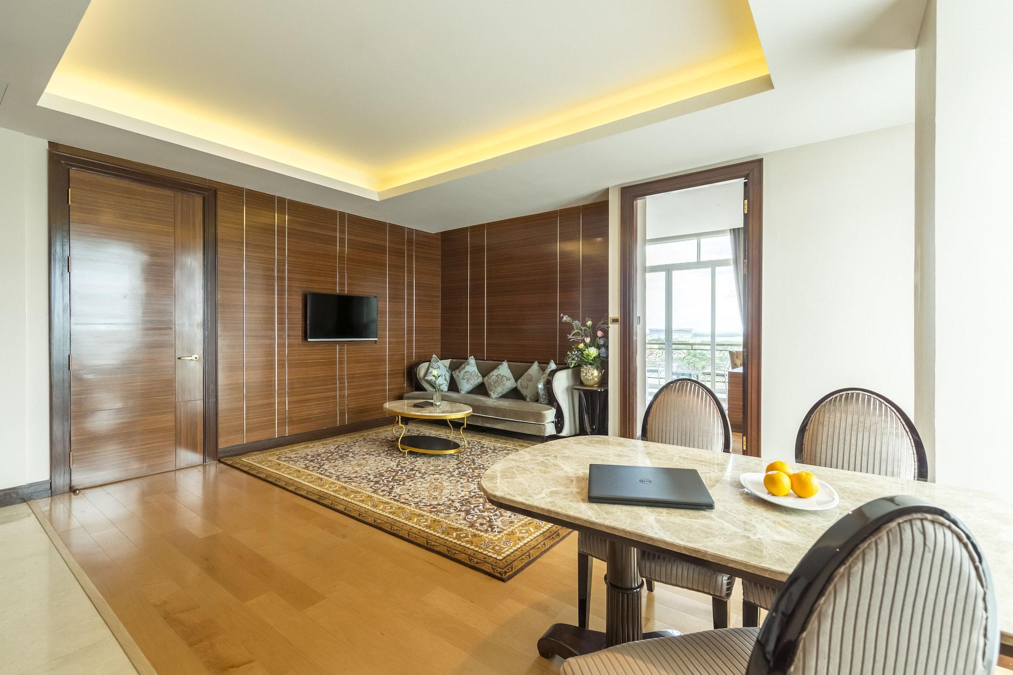 פנום פן Garden City Hotel מראה חיצוני תמונה