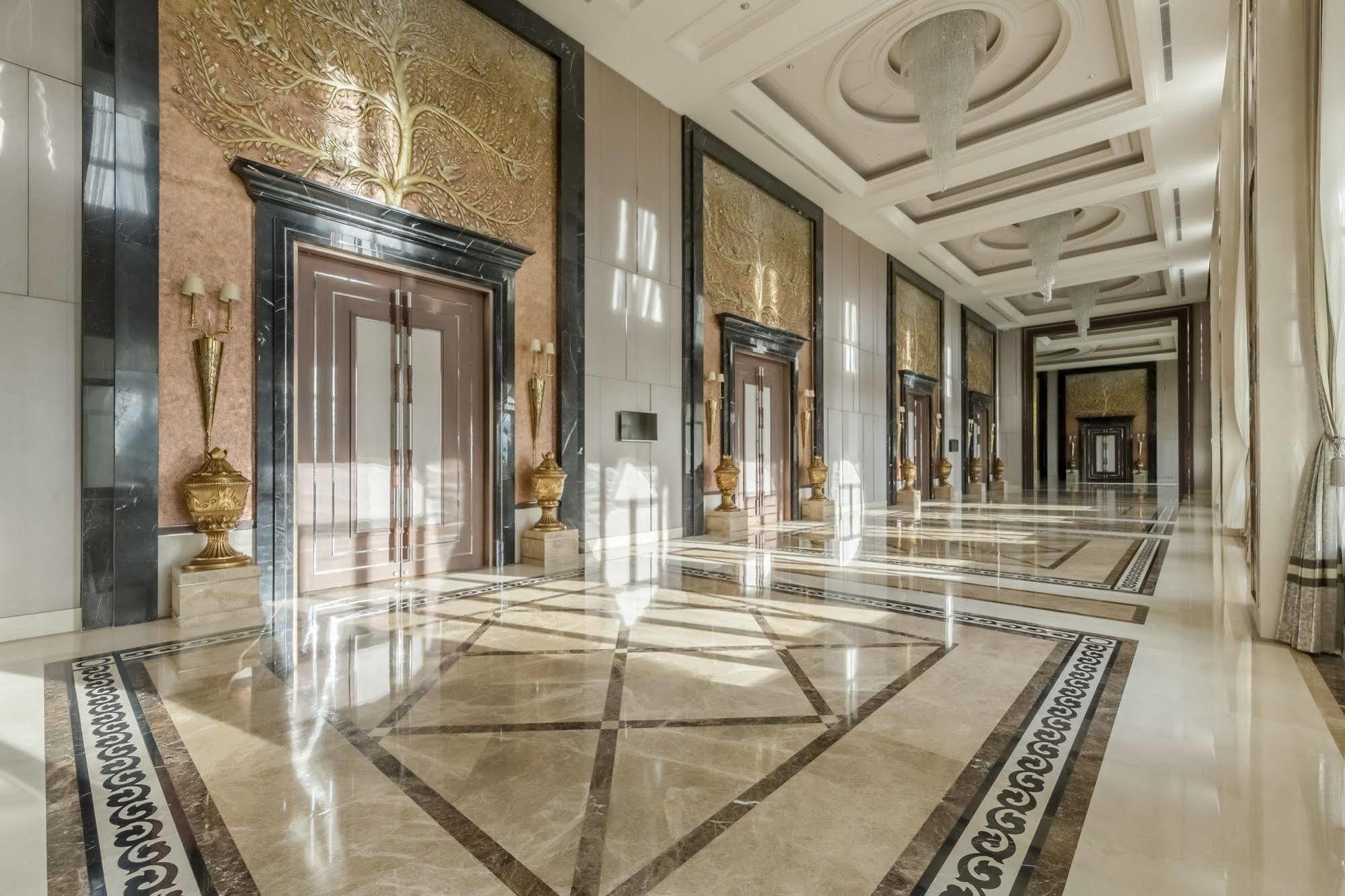 פנום פן Garden City Hotel מראה חיצוני תמונה