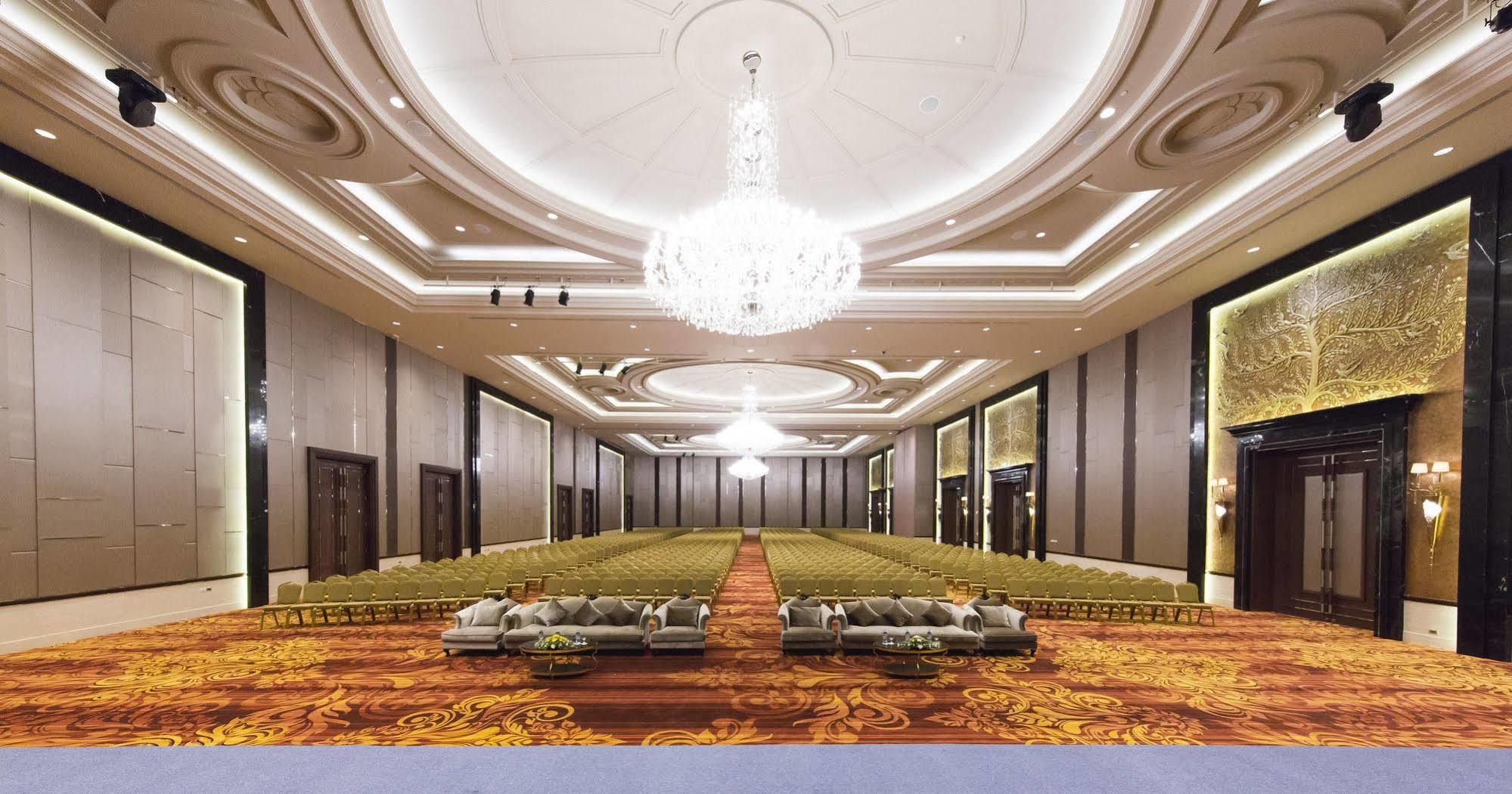 פנום פן Garden City Hotel מראה חיצוני תמונה